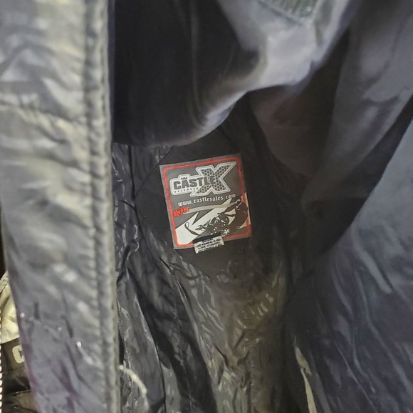 Castle X rider heavy winter coat w/multiple pockets & size L - Picture 14 of 14